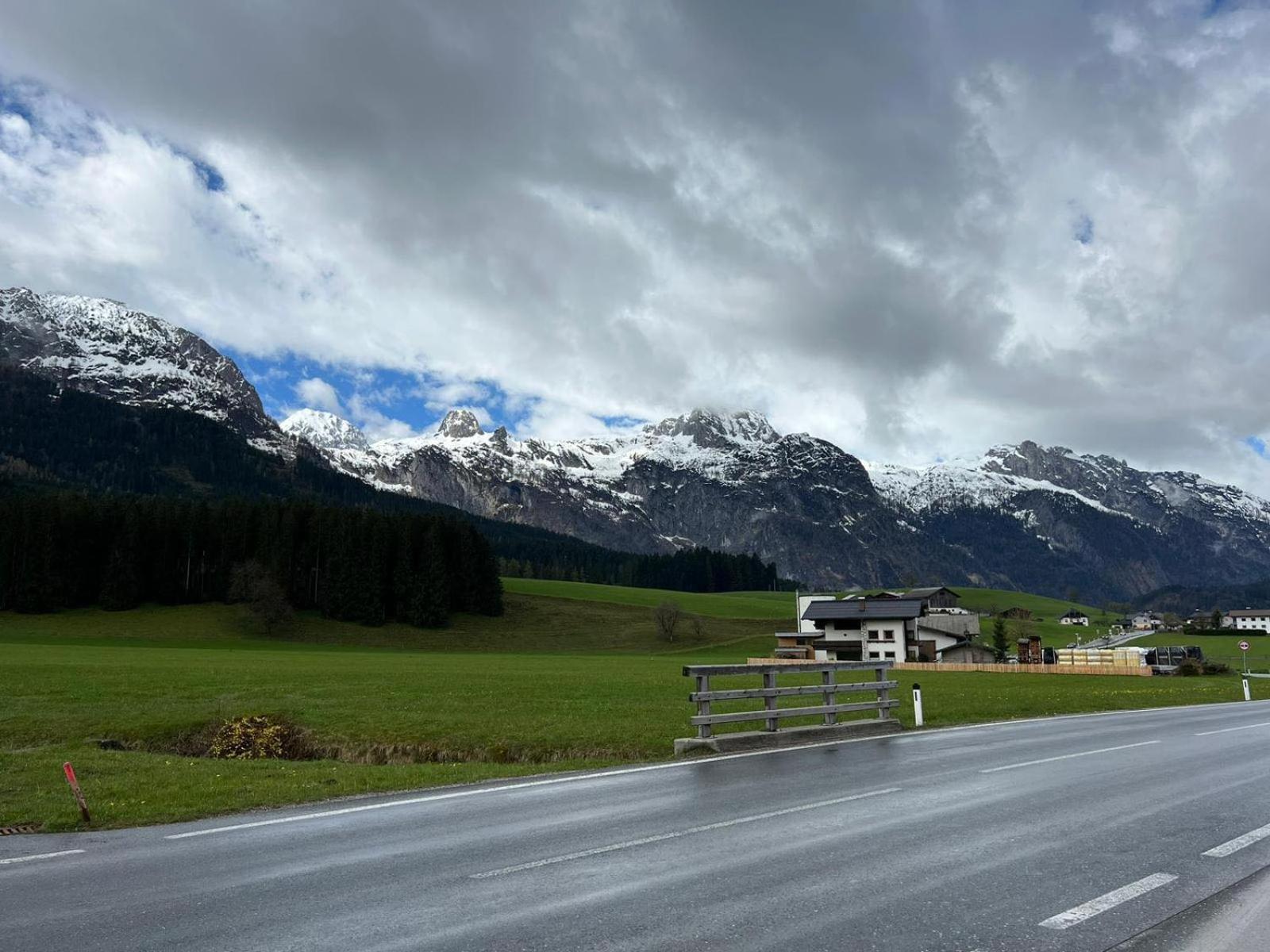 Gseng Gasthof Schoenblick Russbach المظهر الخارجي الصورة